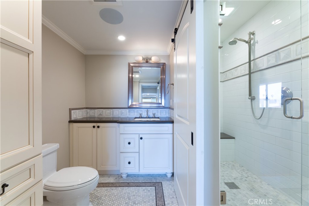 201 Bay Shore Avenue 305