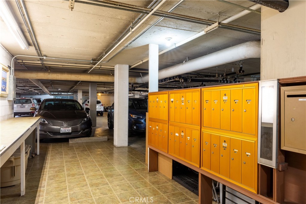 201 Bay Shore Avenue 305