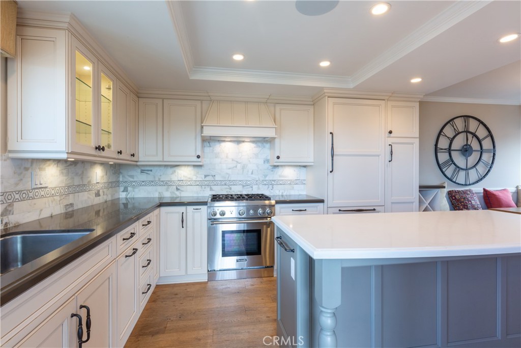 201 Bay Shore Avenue 305