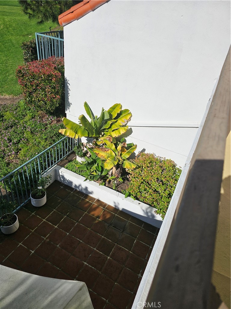 705 Calle Los Olivos