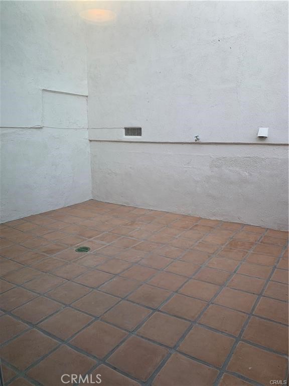 705 Calle Los Olivos