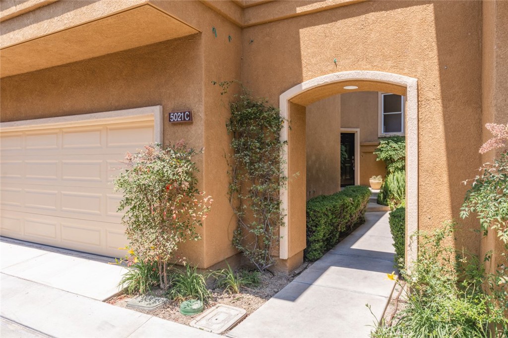 5021 E. Picadilly Pl C