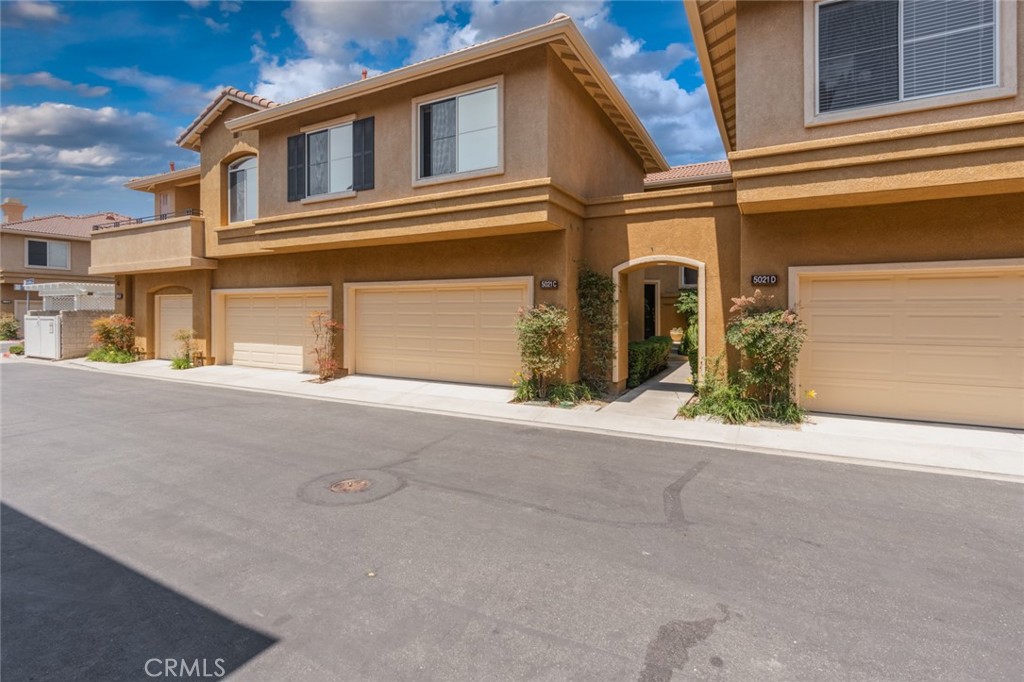 5021 E. Picadilly Pl C