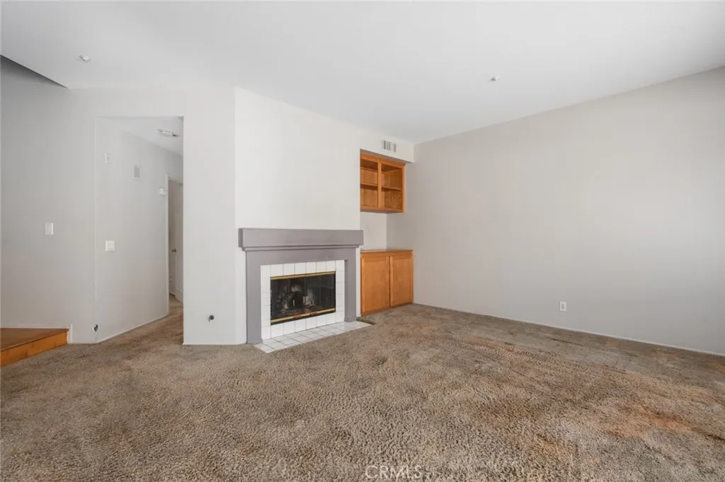 5021 E. Picadilly Pl # C