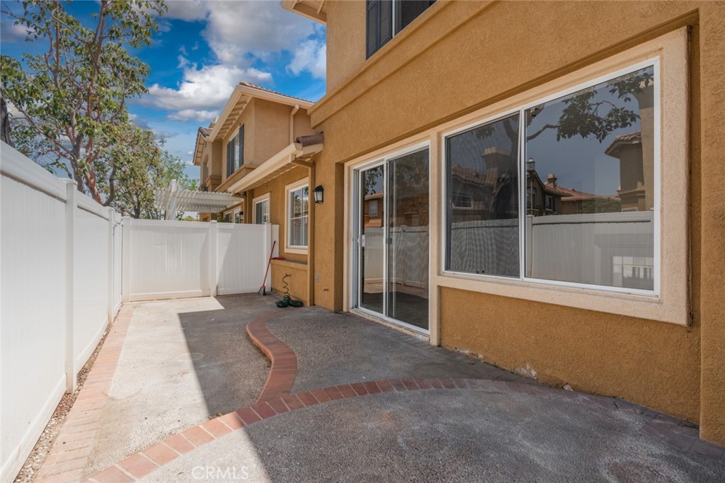 5021 E. Picadilly Pl C