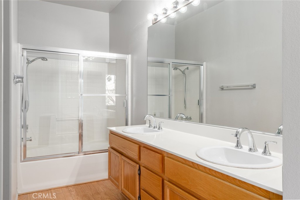 5021 E. Picadilly Pl C