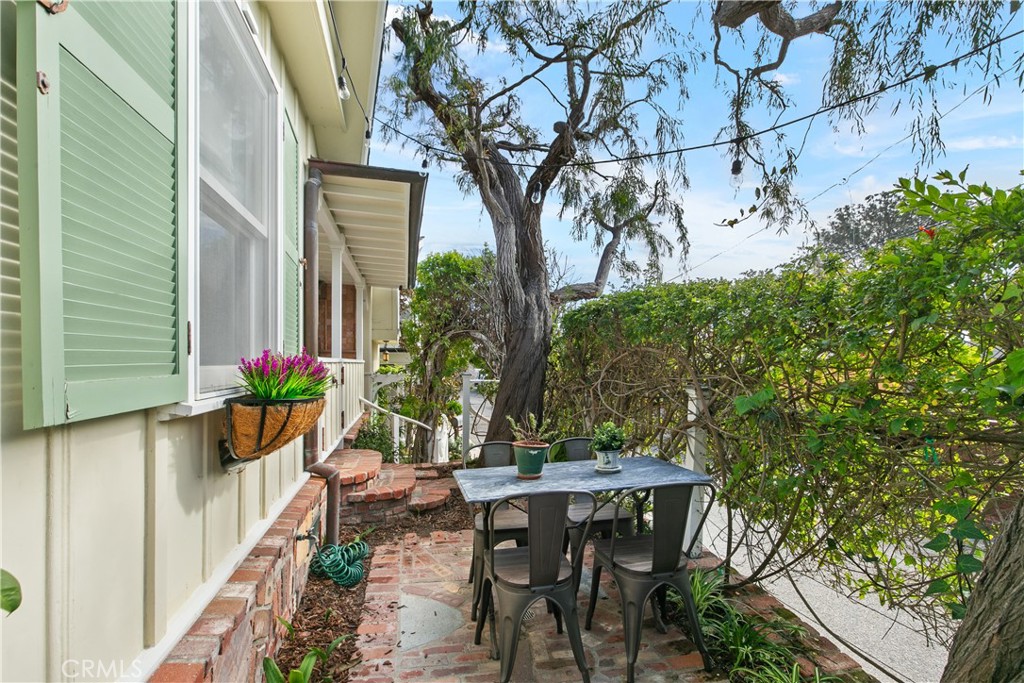 31592 Santa Rosa Dr.