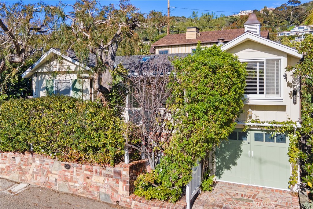 31592 Santa Rosa Dr.