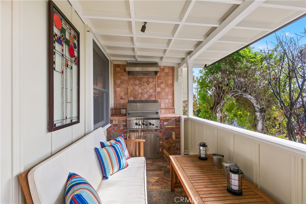 31592 Santa Rosa Dr.