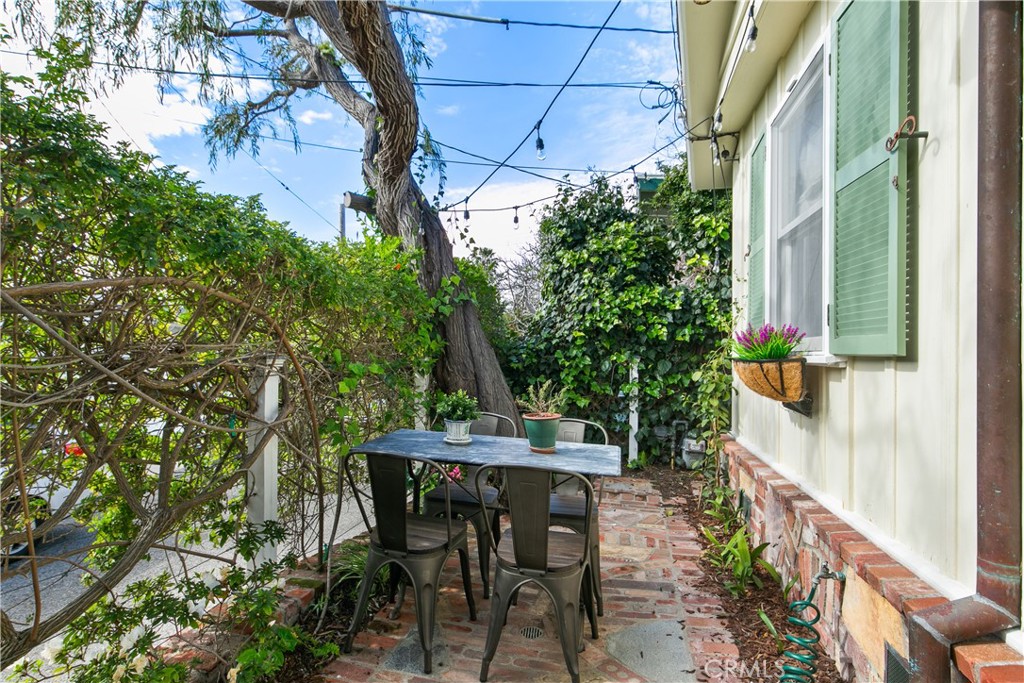 31592 Santa Rosa Dr.