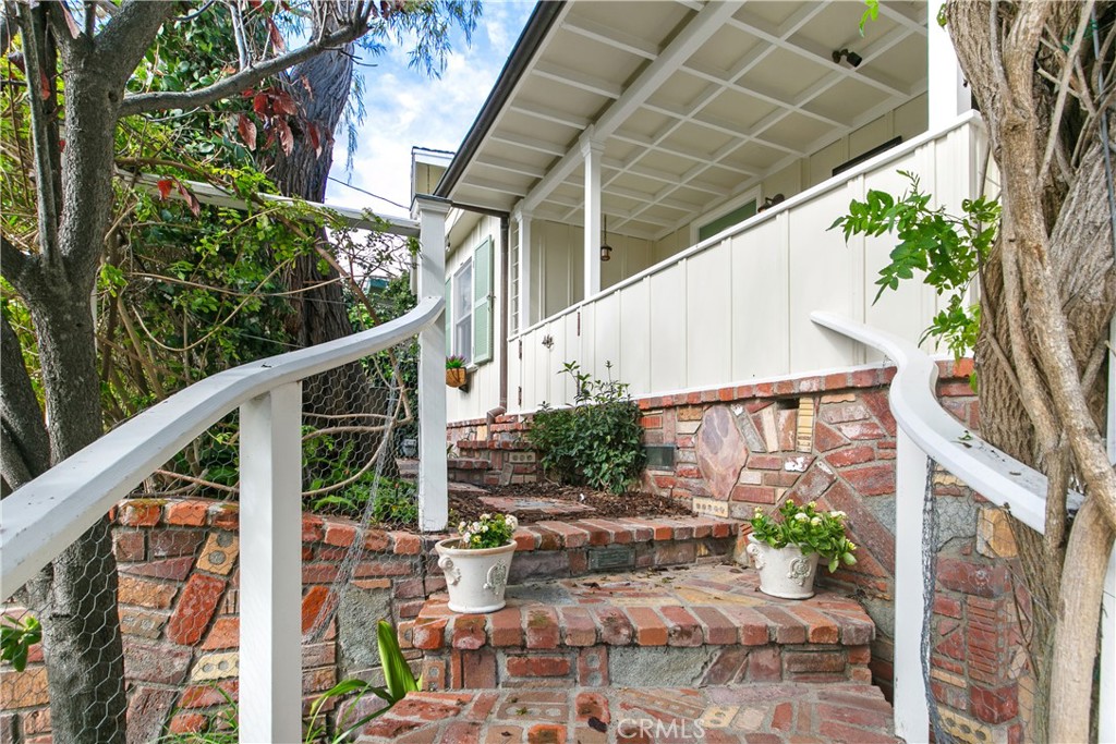 31592 Santa Rosa Dr.