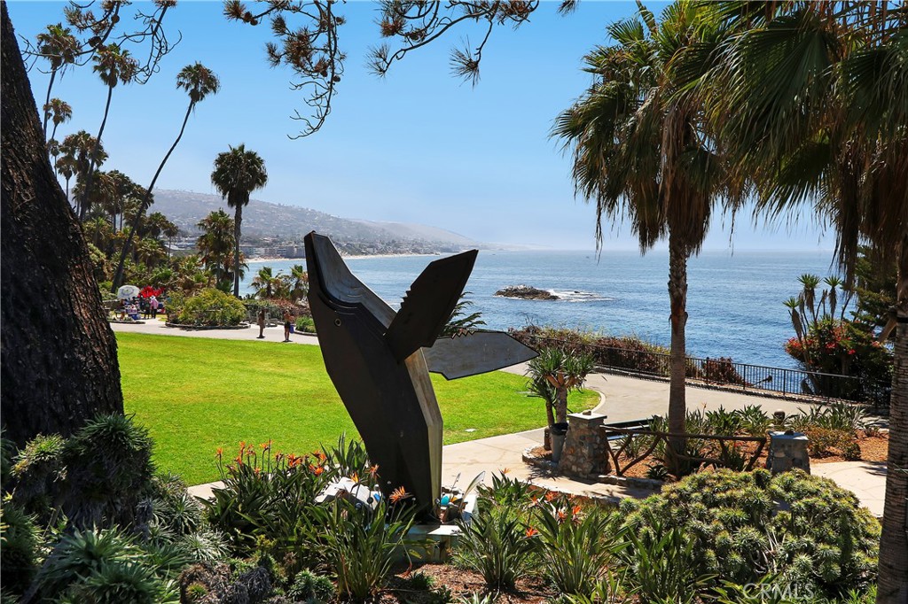31592 Santa Rosa Dr.
