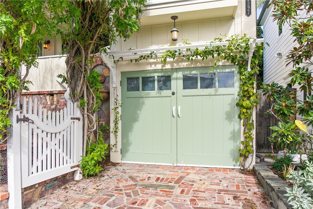 31592 Santa Rosa Dr.