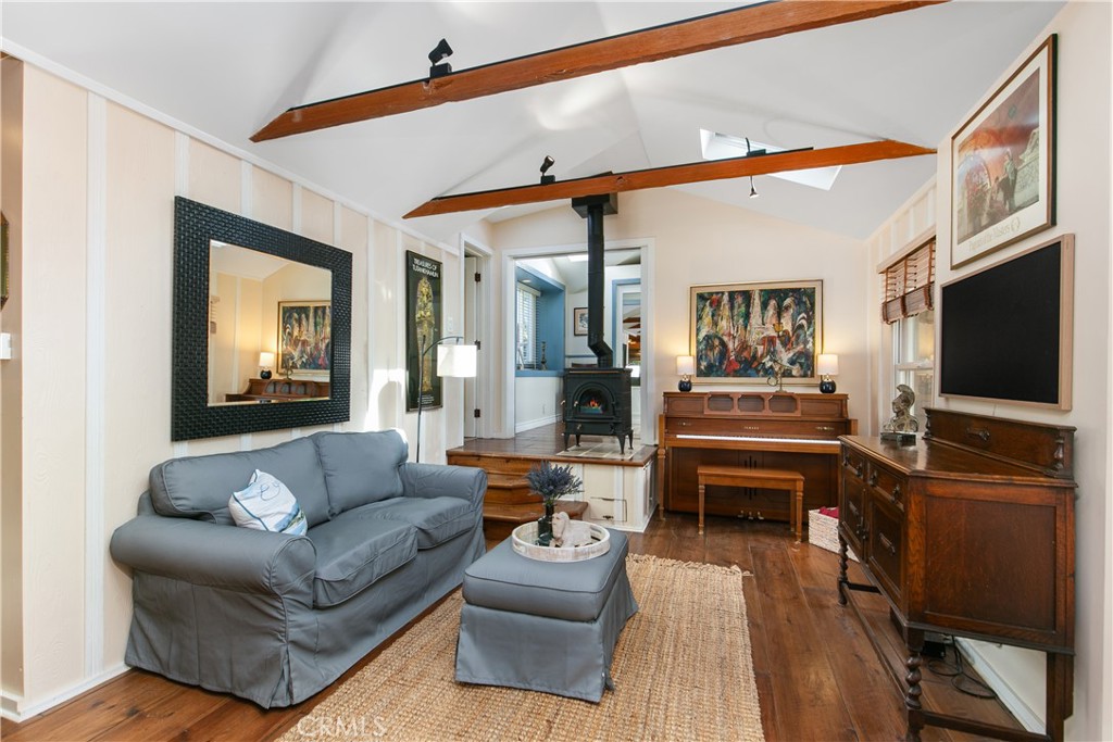 31592 Santa Rosa Dr.