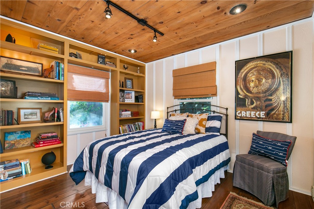 31592 Santa Rosa Dr.