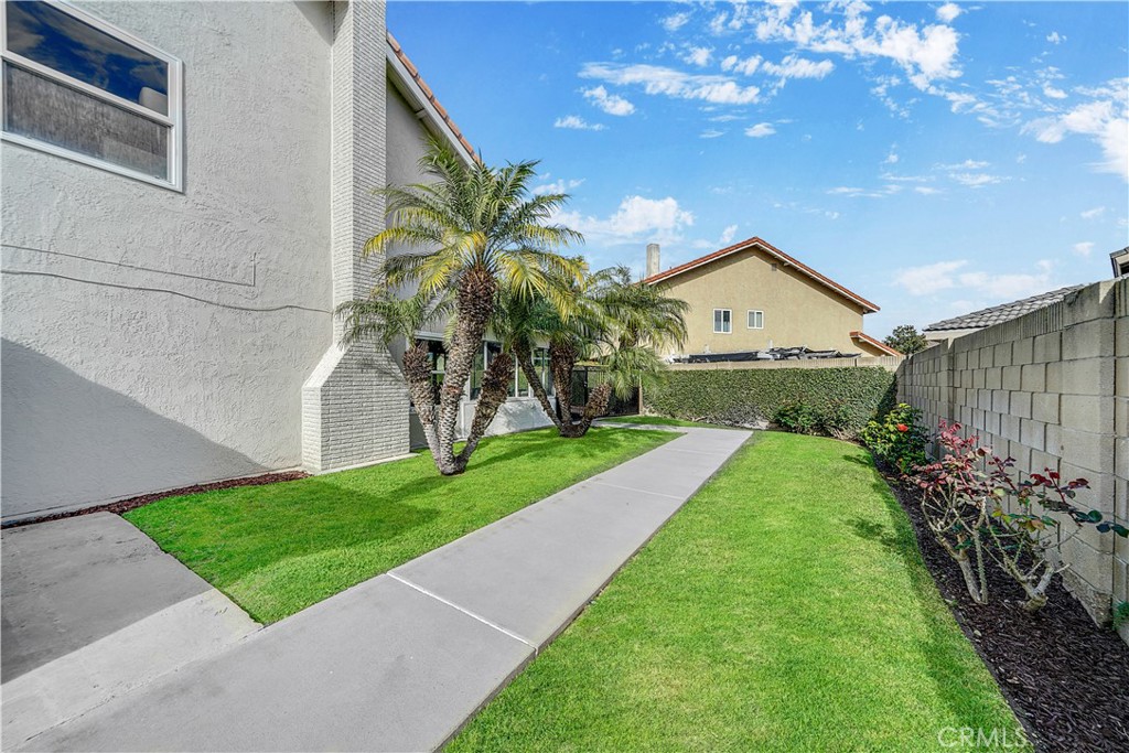 16806 Mount Whitney Street