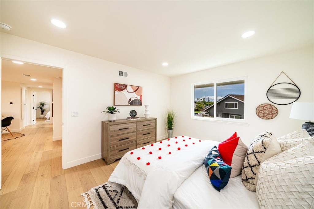 7032 Starlight Circle