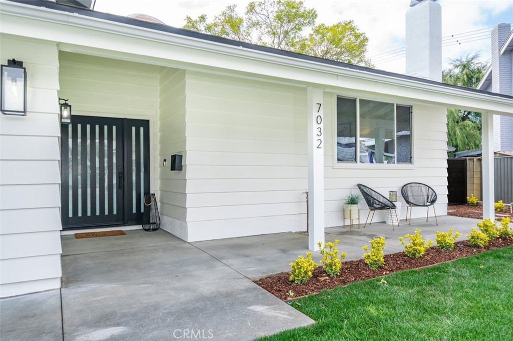 7032 Starlight Circle