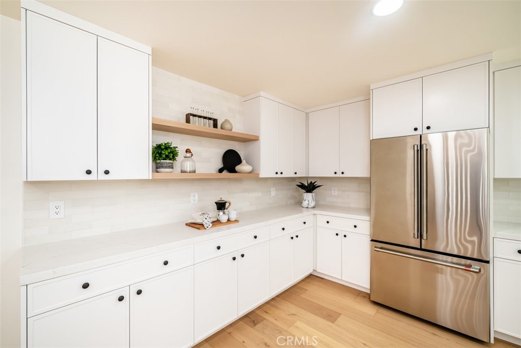 7032 Starlight Circle