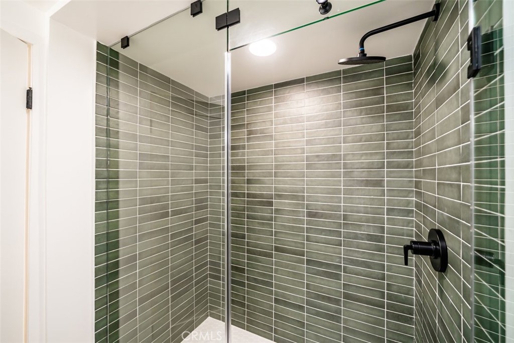 7032 Starlight Circle