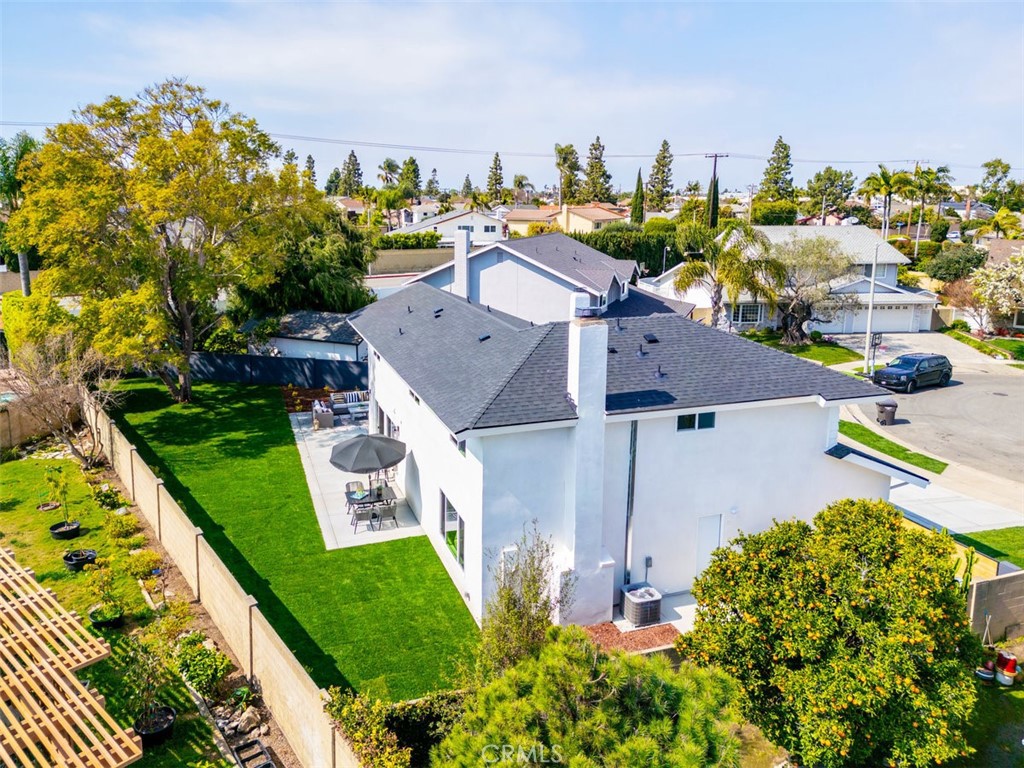 7032 Starlight Circle