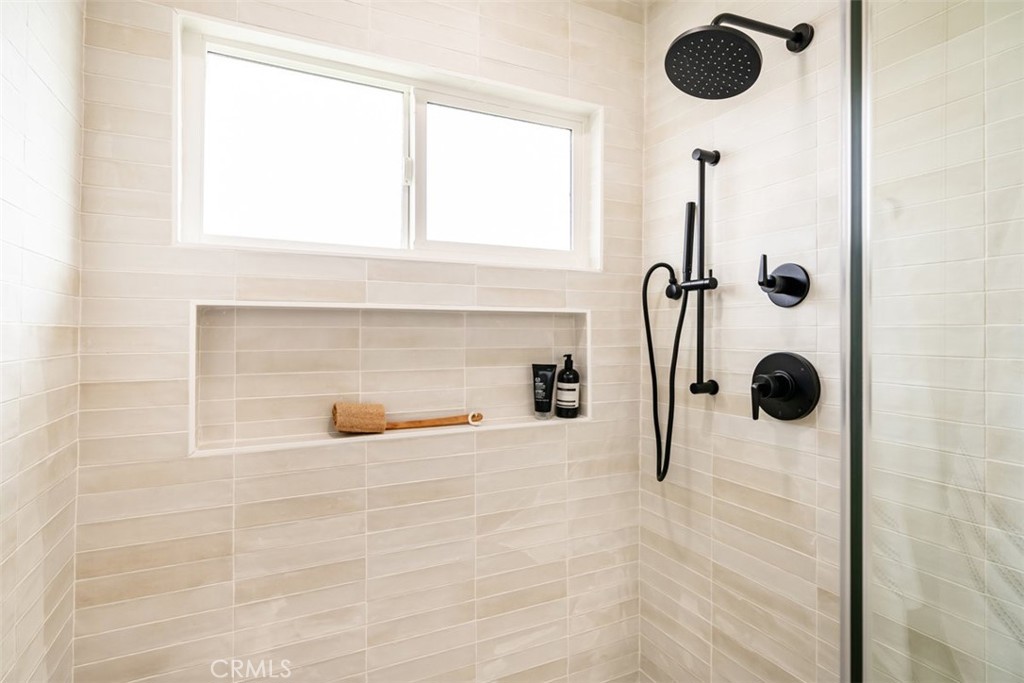 7032 Starlight Circle