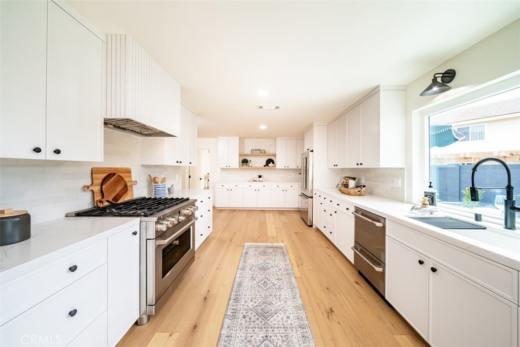 7032 Starlight Circle