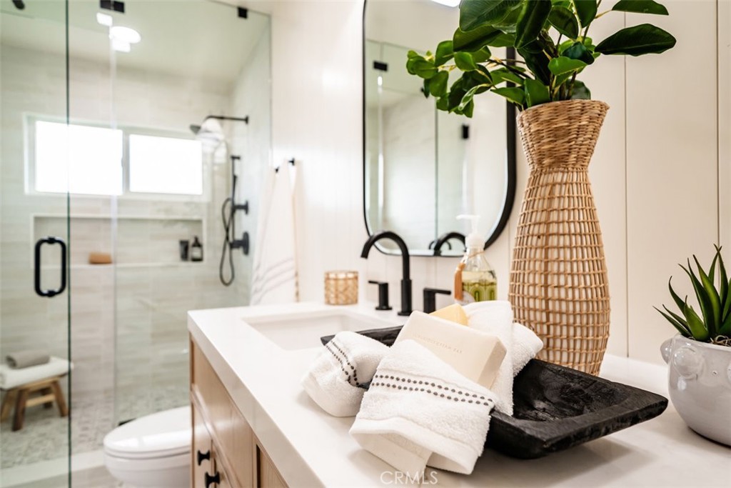 7032 Starlight Circle