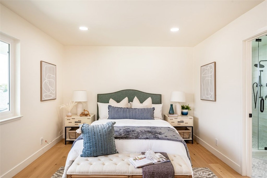 7032 Starlight Circle