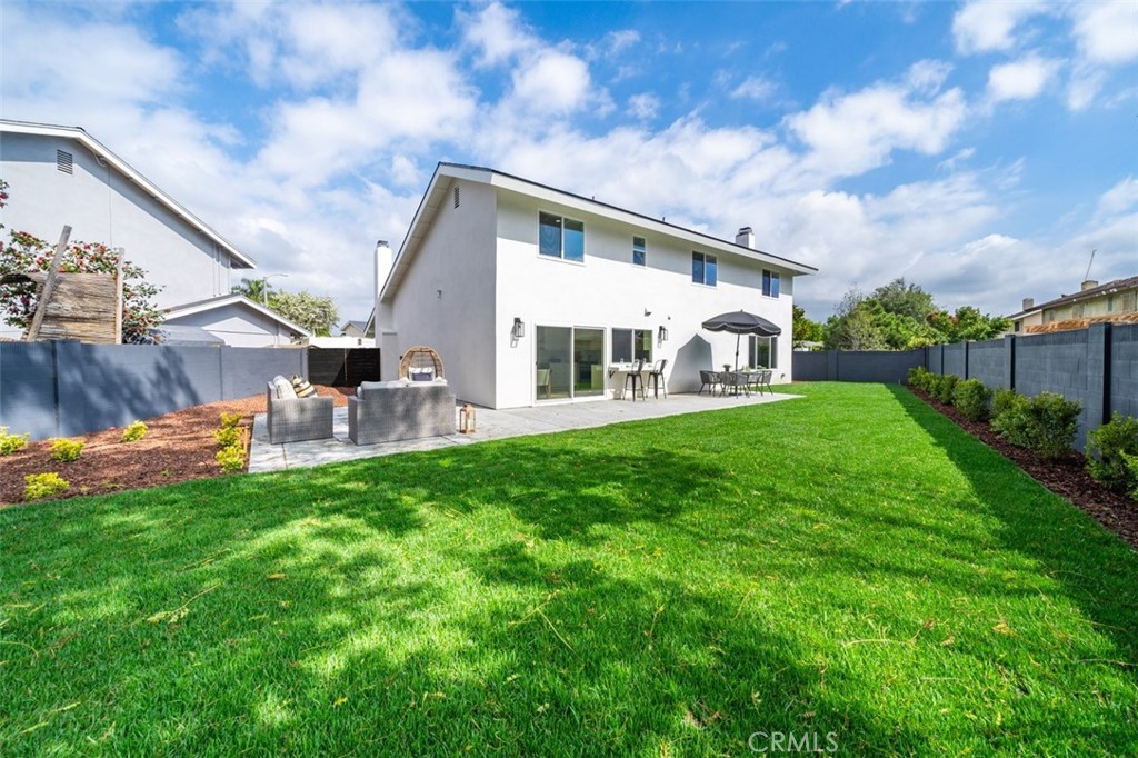 7032 Starlight Circle