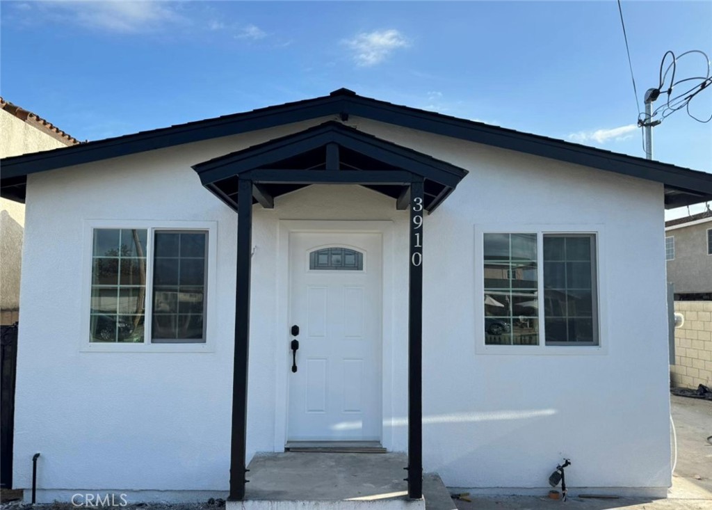 3910 W Valencia Dr