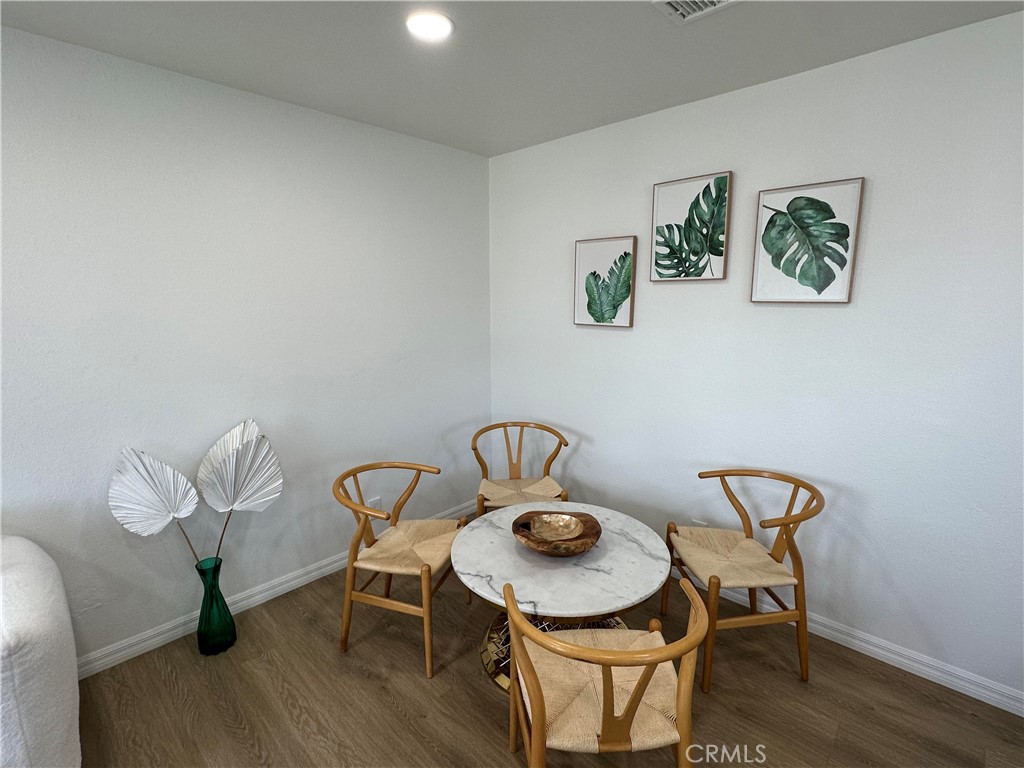 3910 W Valencia Dr