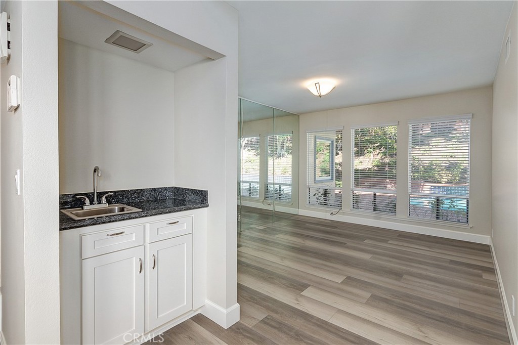 1061 Bradcliff Drive