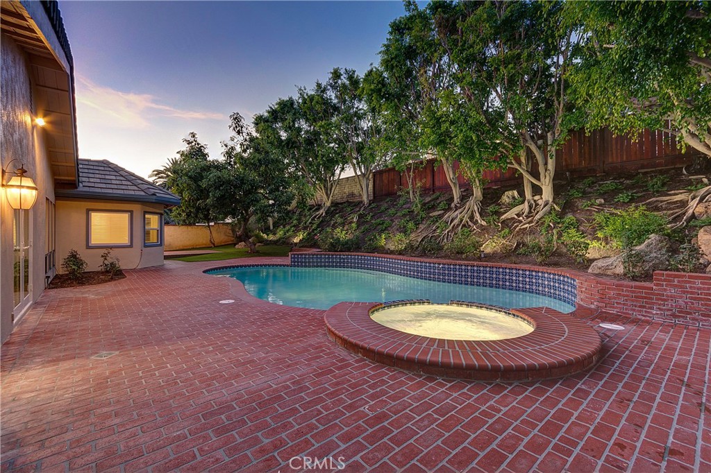 1061 Bradcliff Drive