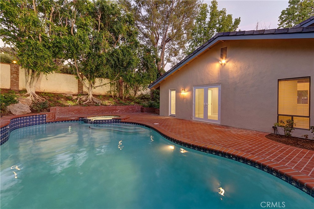 1061 Bradcliff Drive