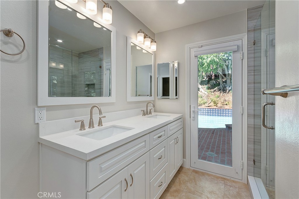 1061 Bradcliff Drive