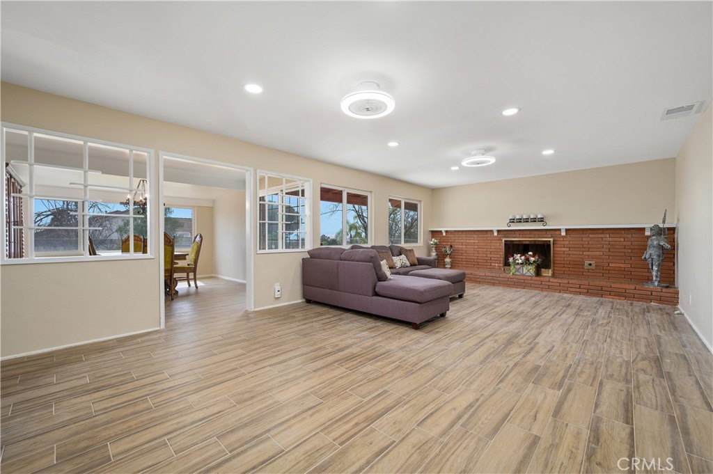 11760 Lasselle Street