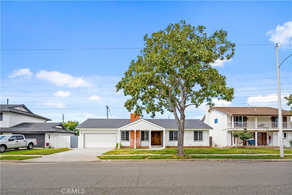 18817 Santa Mariana Street