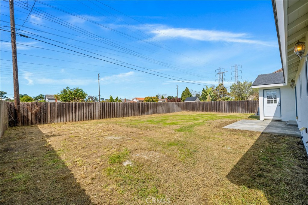 18817 Santa Mariana Street