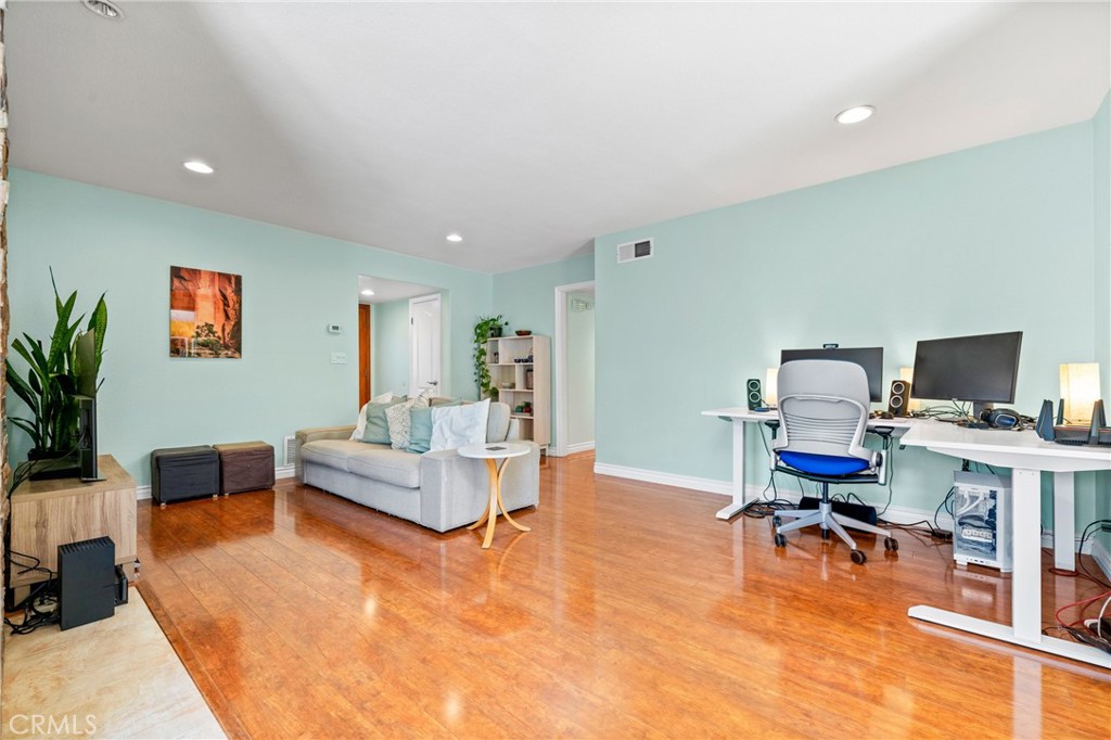 625 N Wrightwood Drive