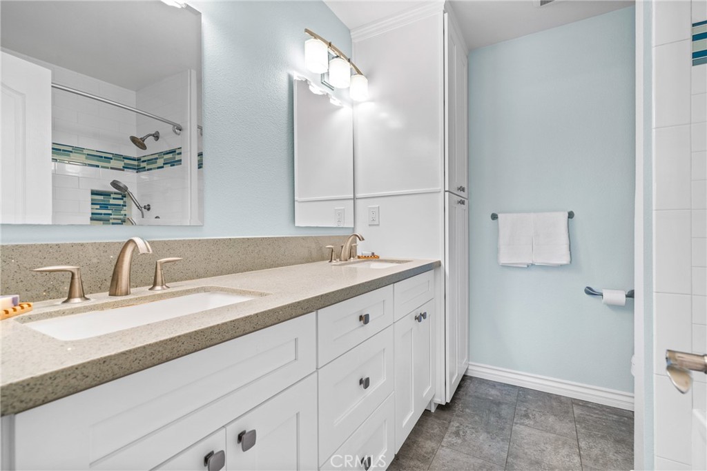 625 N Wrightwood Drive