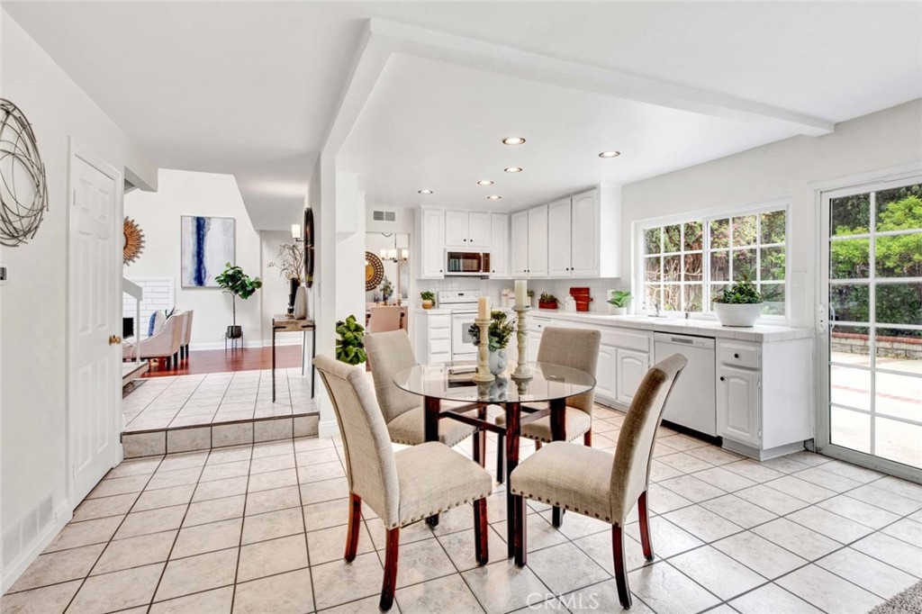 18336 Santa Carlotta Street