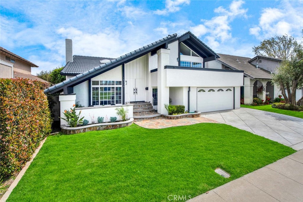 18336 Santa Carlotta Street