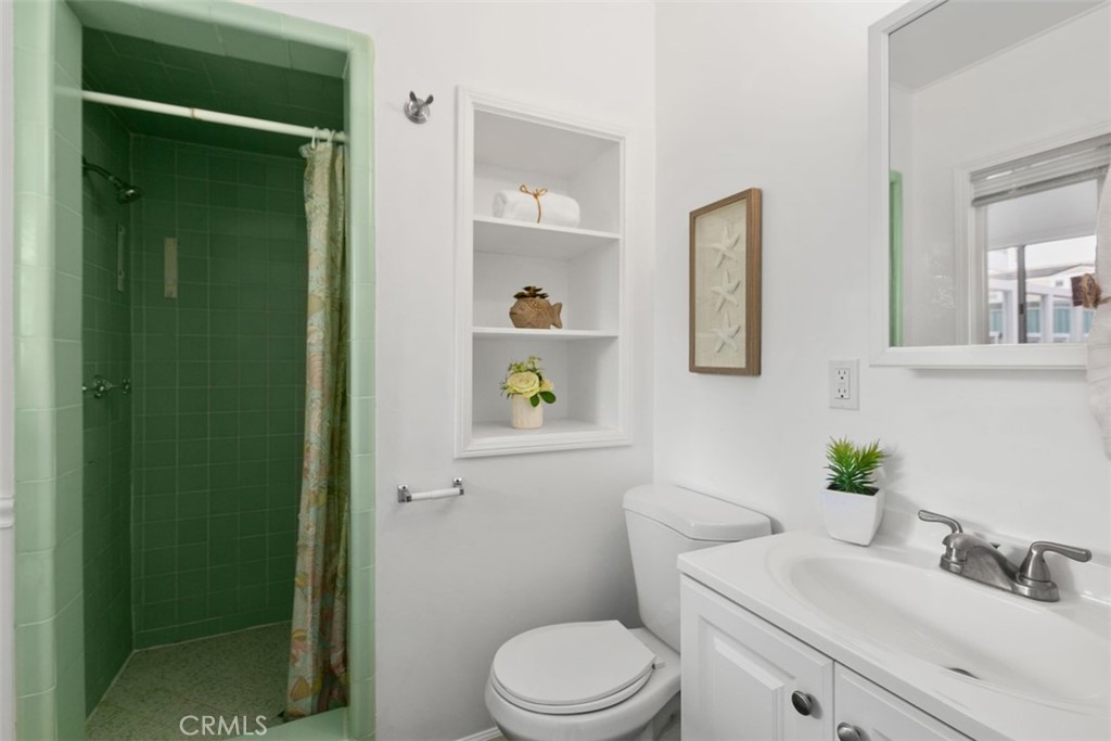 16921 S Pacific Avenue