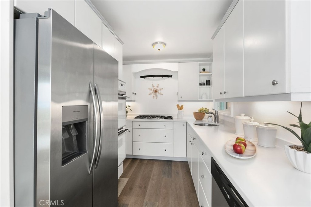 16921 S Pacific Avenue