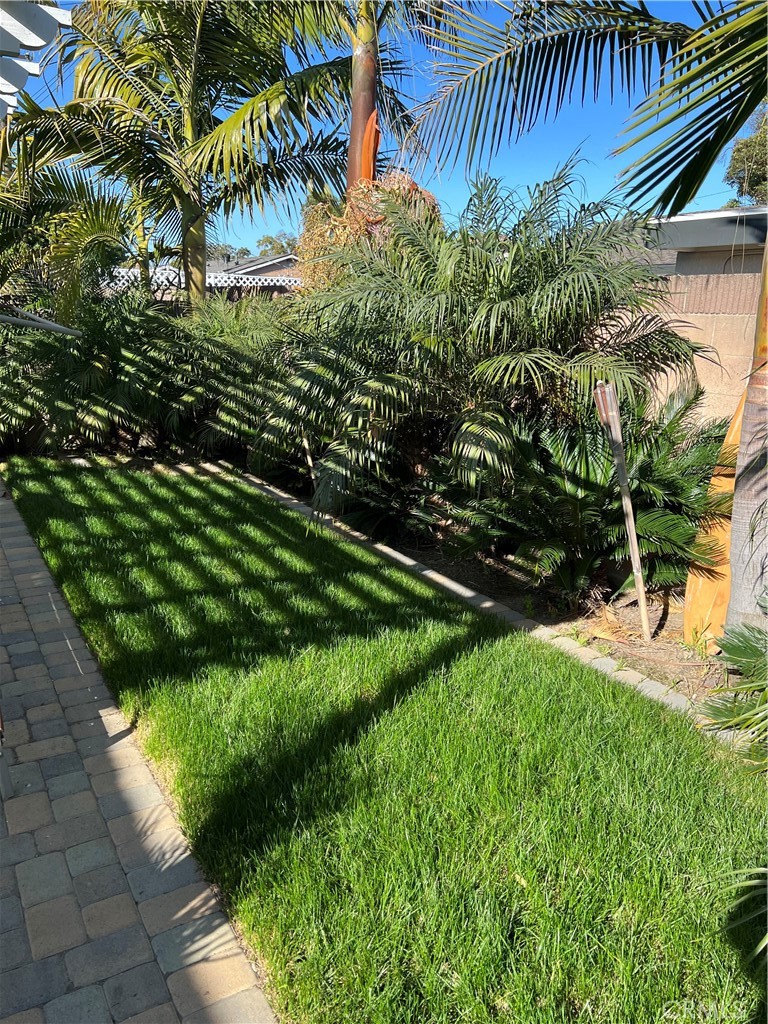 15322 Fieldston Lane