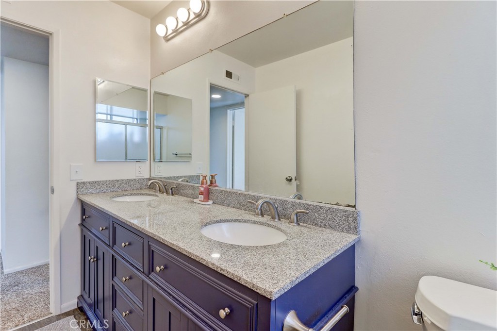 9001 Oceanwood Drive