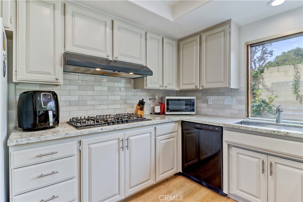 9001 Oceanwood Drive