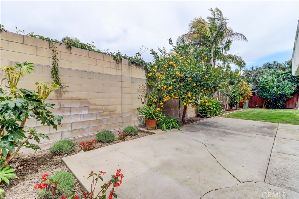 9001 Oceanwood Drive