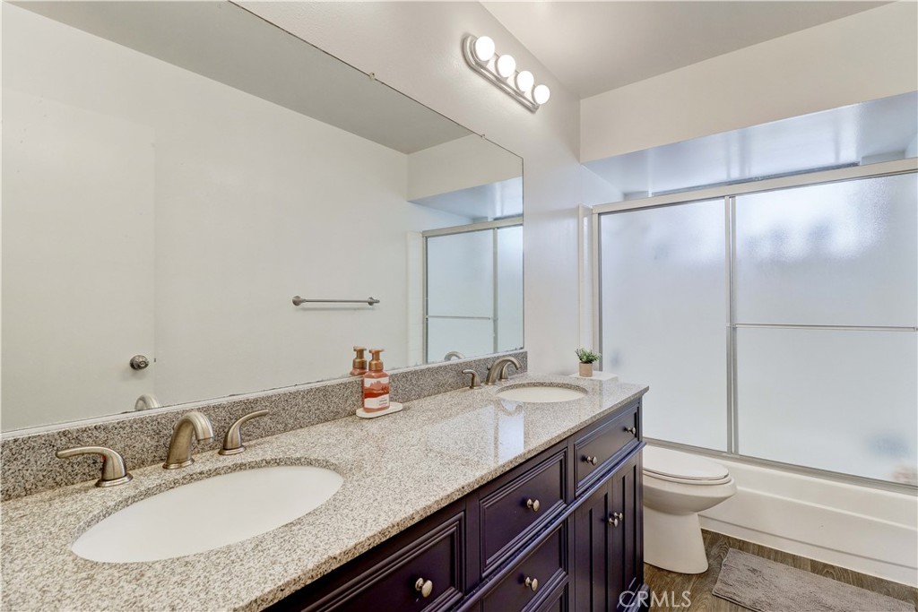 9001 Oceanwood Drive